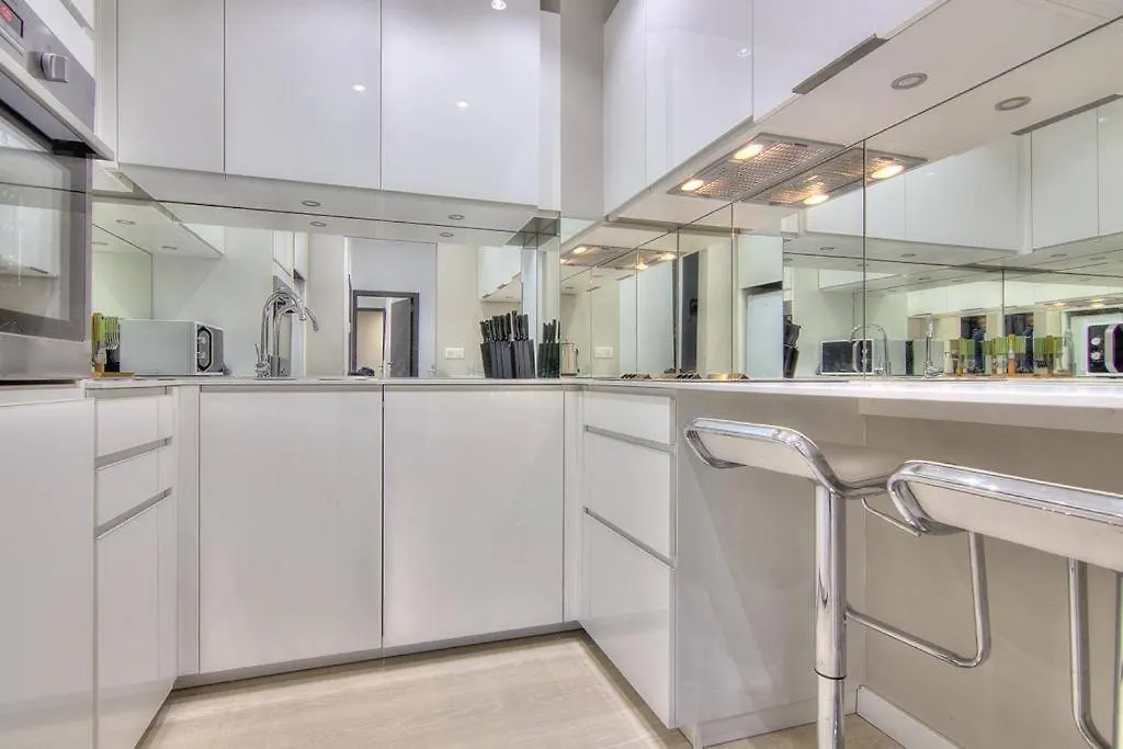 Appartement Cannes 4 Chambres - 5G 아파트